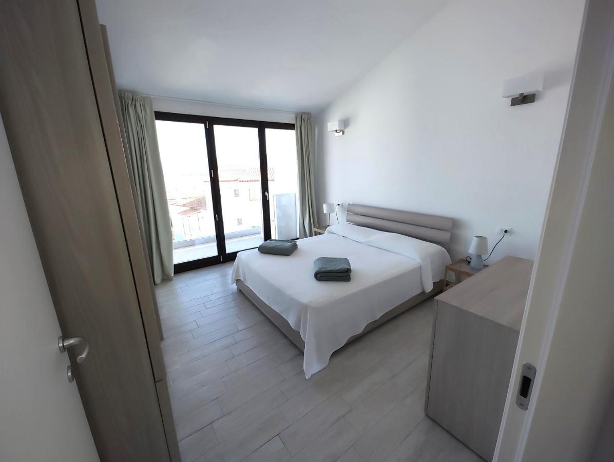 Mt Consulting Vacanze Cannigione Exterior foto